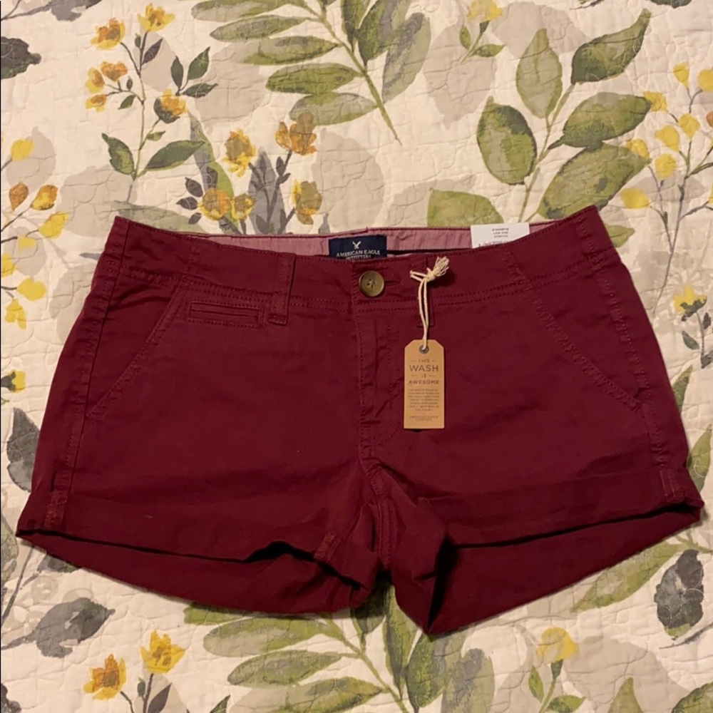 NWT! American Eagle AE shortie maroon shorts 6